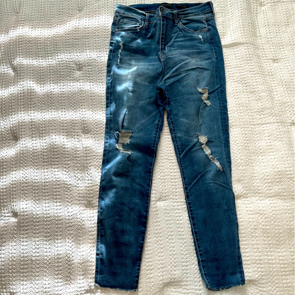 Kendall + Kylie Ultra Babe Distressed Skinny Jean Size 31